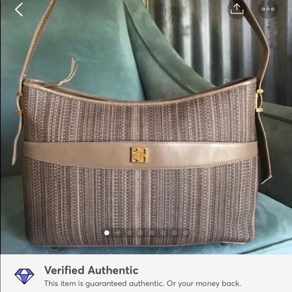 ❤️GIFTED❤️Stunning Vintage Givenchy bag - Picture 2 of 9